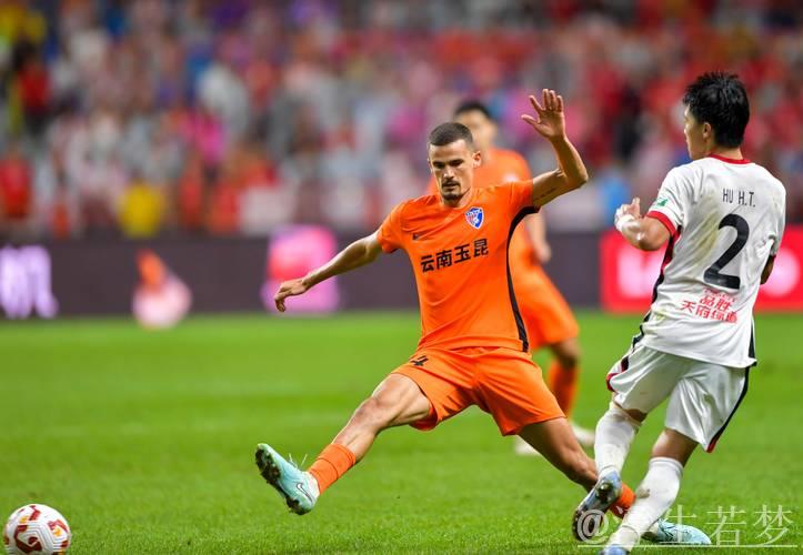 云南玉昆队创造历史,首次赢得中超比赛 云南玉昆队创造历史,首次赢得中超比赛